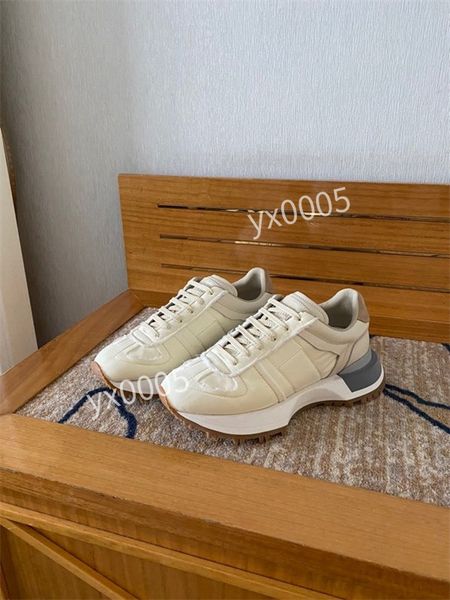 mens casual shoe dad sneaker paris fashion womens shoe platform sports trainers strawberry mouse wave mouth tiger print gczx220402, Black
mens casual shoe dad sneaker paris fashion womens shoe platform sports trainers strawberry mouse wave mouth tiger print gczx220402, Black