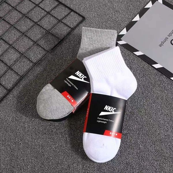 professional outdoor sport cycling socks brand basketball football soccer running trekking cotton white black socks men women
professional outdoor sport cycling socks brand basketball football soccer running trekking cotton white black socks men women