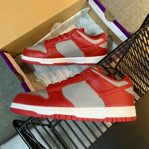 designer shoes designer men women running sb low pro qs single double hook cashew flower ice cream sneakers brand leather enakers
designer shoes designer men women running sb low pro qs single double hook cashew flower ice cream sneakers brand leather enakers