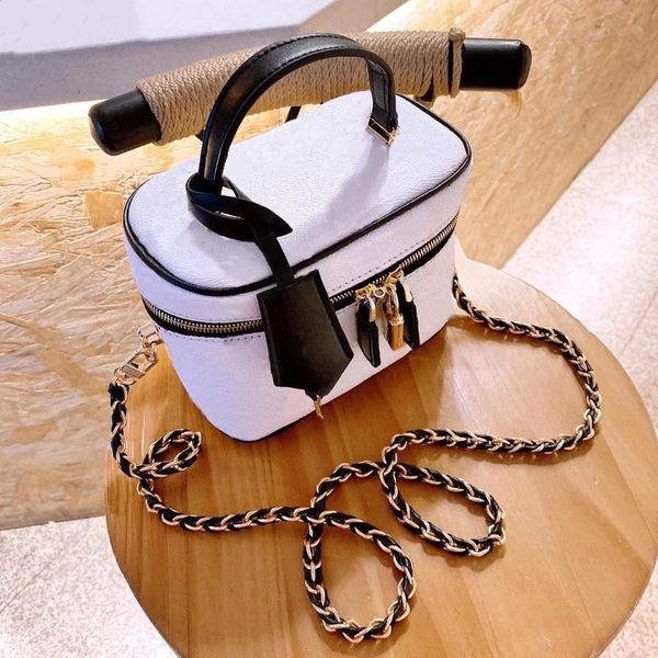 luxurys designers handbags fashion crossbody bags old letter leather women's tote purses women genuine brand shoulder flower bag dqurj
luxurys designers handbags fashion crossbody bags old letter leather women's tote purses women genuine brand shoulder flower bag dqurj