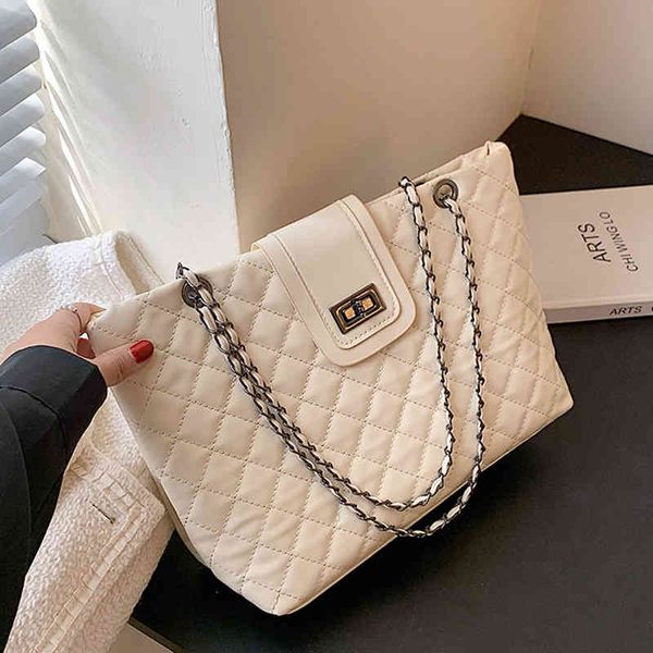 popular high-grade small fragrance chain underarm women's new summer shoulder bag 2022 brand luxury fashion design ladies handbags
popular high-grade small fragrance chain underarm women's new summer shoulder bag 2022 brand luxury fashion design ladies handbags
