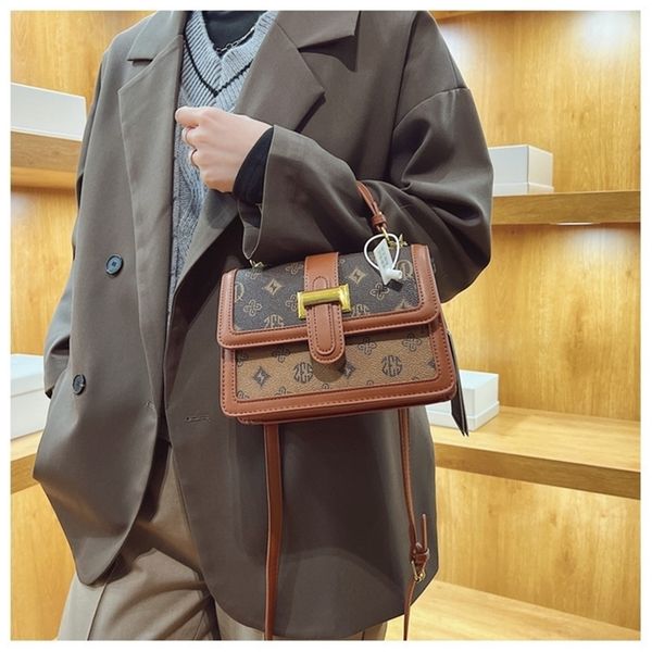 86% off online clearance spring and summer printed handbag single shoulder women's simple contrast color womens 70% off wholesale sales
86% off online clearance spring and summer printed handbag single shoulder women's simple contrast color womens 70% off wholesale sales