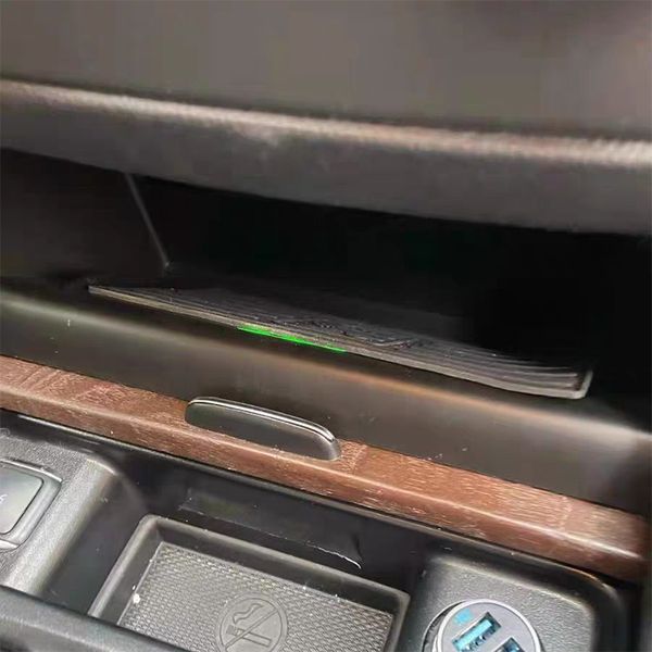 car wireless charger fast qi phone charger charging plate pad for mercedes benz x166 w166 c292 gle gls gl ml 2012-2018
car wireless charger fast qi phone charger charging plate pad for mercedes benz x166 w166 c292 gle gls gl ml 2012-2018