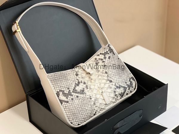 luxury designer vintage crossbody bag fashion leather designers women clutches casual purse shoulder hasp flap ladies bags handbags
luxury designer vintage crossbody bag fashion leather designers women clutches casual purse shoulder hasp flap ladies bags handbags