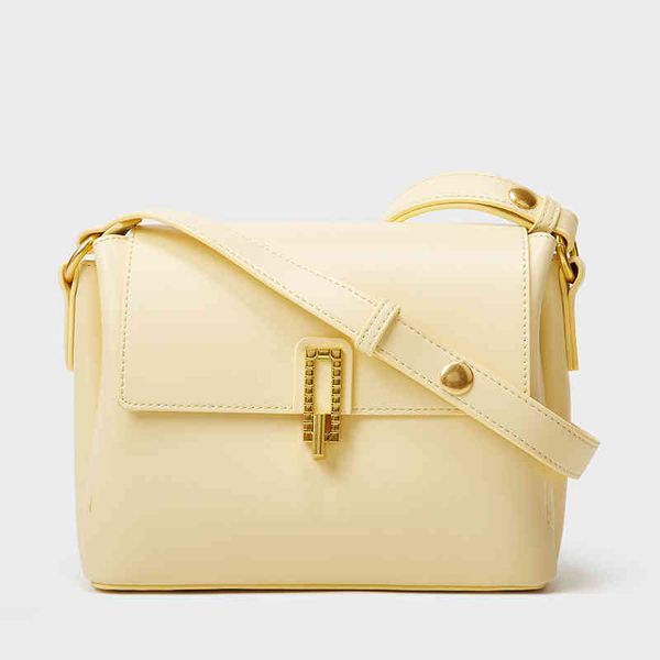 2021 new summer french niche design bag high-grade feeling commuter high-capacity tote single shoulder messenger
2021 new summer french niche design bag high-grade feeling commuter high-capacity tote single shoulder messenger