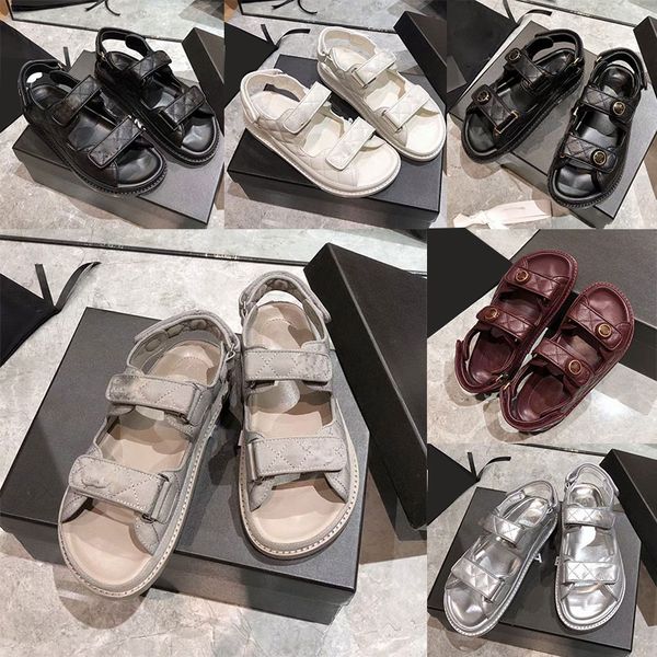 2022 summer designer luxury sandals leather fashion casual women's dance shoes flat heels slippers high heels ladies stage size 35-41, Black
2022 summer designer luxury sandals leather fashion casual women's dance shoes flat heels slippers high heels ladies stage size 35-41, Black