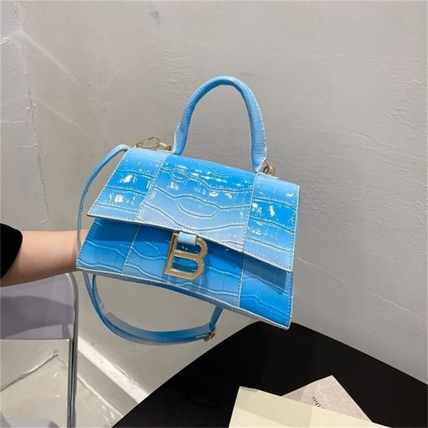 new hourglass women's leisure personalized single messenger black color changing pattern small square 2opl purses outlet online
new hourglass women's leisure personalized single messenger black color changing pattern small square 2opl purses outlet online