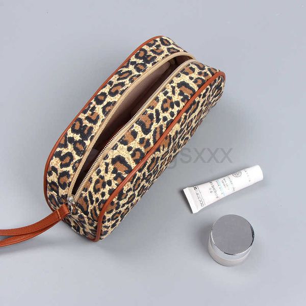 hbp cotton cloth with leather hand dumpling bag women's canvas portable storage travel simple canvas cosmetic bag designer bags hand
hbp cotton cloth with leather hand dumpling bag women's canvas portable storage travel simple canvas cosmetic bag designer bags hand