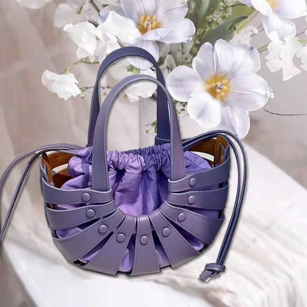 hbp fashion europe and the united states 2022 new woven women's bag vegetable basketbag portable shoulder bags
hbp fashion europe and the united states 2022 new woven women's bag vegetable basketbag portable shoulder bags
