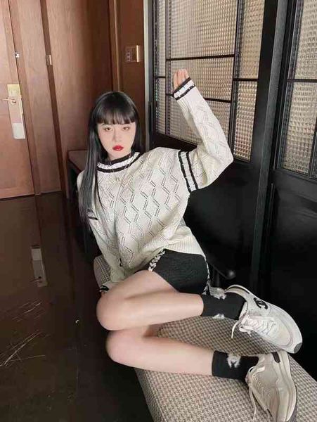 women's sweaters straight early autumn xiaoxiangfeng knitted round neck rhomboid hollow out long sleeve pullover sweater women's v, White;black
women's sweaters straight early autumn xiaoxiangfeng knitted round neck rhomboid hollow out long sleeve pullover sweater women's v, White;black
