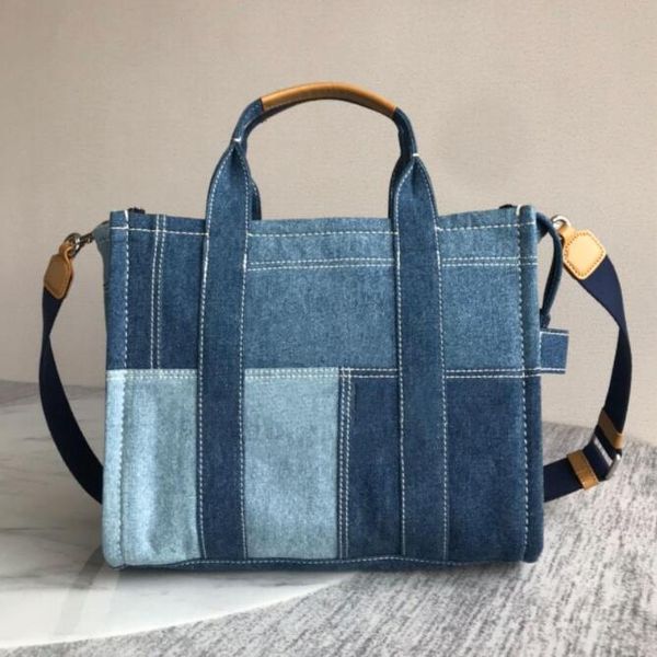 2023 totes bags shopping bags cool practical large capacity tote plain bags shoulder canvas handbags
2023 totes bags shopping bags cool practical large capacity tote plain bags shoulder canvas handbags
