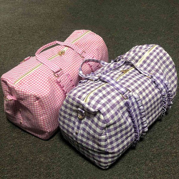 women fashion pink/purple plaid ruffle duffle seersucker large weekend travel bag personalized letter patches for giftsdomil103 220527, Blue;pink
women fashion pink/purple plaid ruffle duffle seersucker large weekend travel bag personalized letter patches for giftsdomil103 220527, Blue;pink