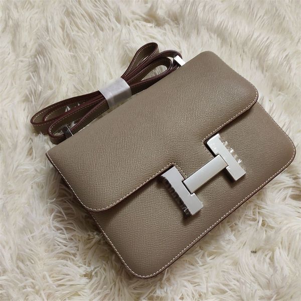 designer constanc herme handbags high texture tofu leather kangkang h button small square foreign air stewardess shoulder messenger
designer constanc herme handbags high texture tofu leather kangkang h button small square foreign air stewardess shoulder messenger