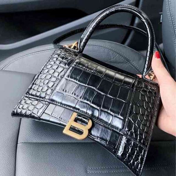 bag women 2022 new leather crocodile hourglass bag women's versatile shoulder messenger advanced
bag women 2022 new leather crocodile hourglass bag women's versatile shoulder messenger advanced
