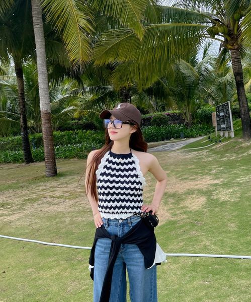 women's tanks & camis designer black and white plaid neck hanging h hook sling female exposed navel sweet spicy outer wear hmade square
women's tanks & camis designer black and white plaid neck hanging h hook sling female exposed navel sweet spicy outer wear hmade square