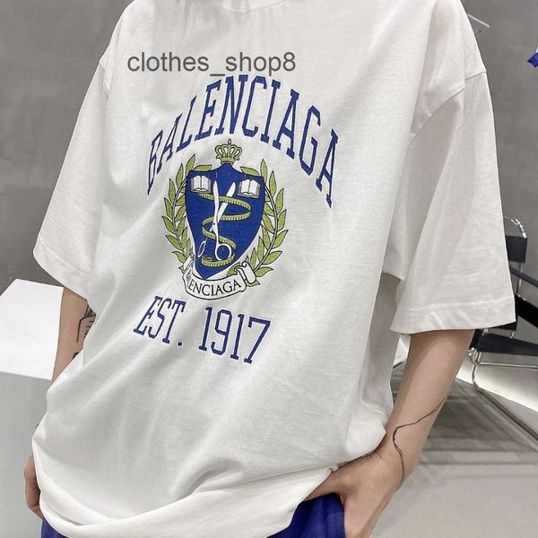 men's sweaters hoodies designer t-shirts balencaigas's 2022 new paris scissors alliance series crack printed short sleeve t-shirt, White;black
men's sweaters hoodies designer t-shirts balencaigas's 2022 new paris scissors alliance series crack printed short sleeve t-shirt, White;black