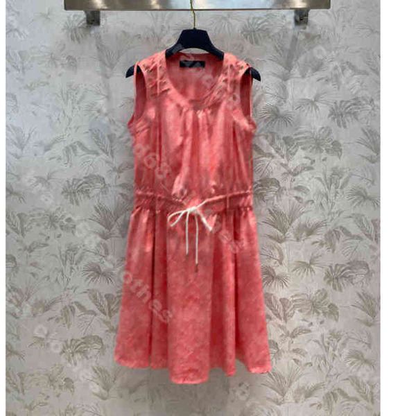designer women slim dress shirts summer sleeveless party dresses tanks lace-up waist fashion logo print long skirt shirt louisclothes brand, Black;gray
designer women slim dress shirts summer sleeveless party dresses tanks lace-up waist fashion logo print long skirt shirt louisclothes brand, Black;gray