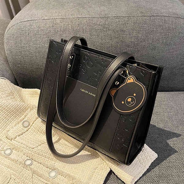 2022 luxury brand fashion design versatile ladies bags high sense large new women's autumn winter shoulder capacity
2022 luxury brand fashion design versatile ladies bags high sense large new women's autumn winter shoulder capacity