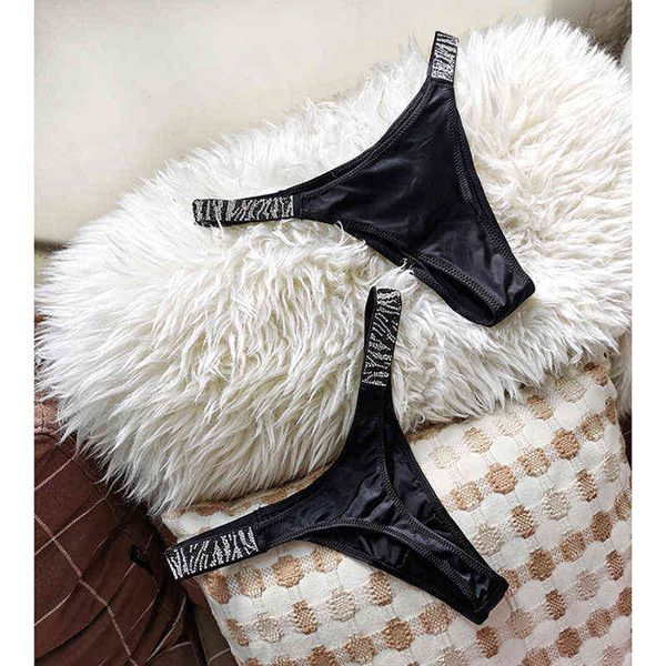 european style thong new fashion diamond t-pants low waist seamless comfortable briefs zebra g-string female lingerie w220324, Red;black
european style thong new fashion diamond t-pants low waist seamless comfortable briefs zebra g-string female lingerie w220324, Red;black