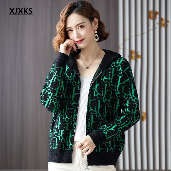 2022 spring autumn new fashion zipper cardigan women coat loose plus size fashion hooded women jacket, Black;brown
2022 spring autumn new fashion zipper cardigan women coat loose plus size fashion hooded women jacket, Black;brown