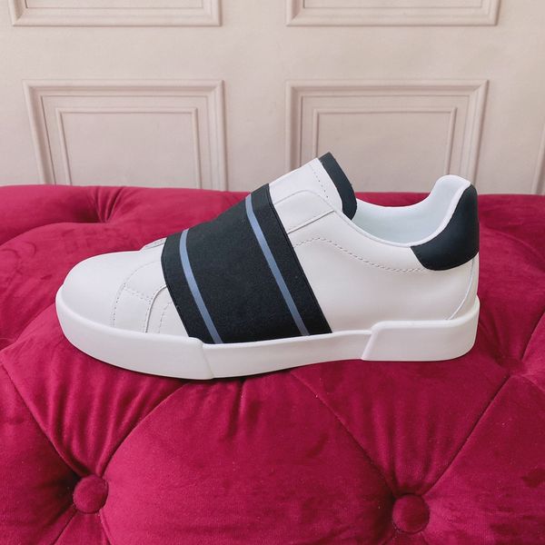 2022 clear sole men women casual shoes old dad designer shoe crystal bottom all white black green pink yellow rainbow sports outdoor dress s
2022 clear sole men women casual shoes old dad designer shoe crystal bottom all white black green pink yellow rainbow sports outdoor dress s