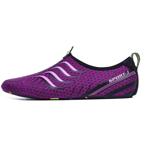 lightweight water sneakers women swimming slippers oversize aqua shoes quick-drying beach walking sandals soft flat yoga sneaker 220610, Black
lightweight water sneakers women swimming slippers oversize aqua shoes quick-drying beach walking sandals soft flat yoga sneaker 220610, Black