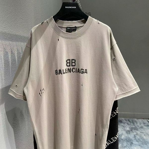 2022 designer bal t shirt original paris home 22ss phantom mosaic fuzzy letter os version men's and women's same b short sleeve t-, White;black
2022 designer bal t shirt original paris home 22ss phantom mosaic fuzzy letter os version men's and women's same b short sleeve t-, White;black