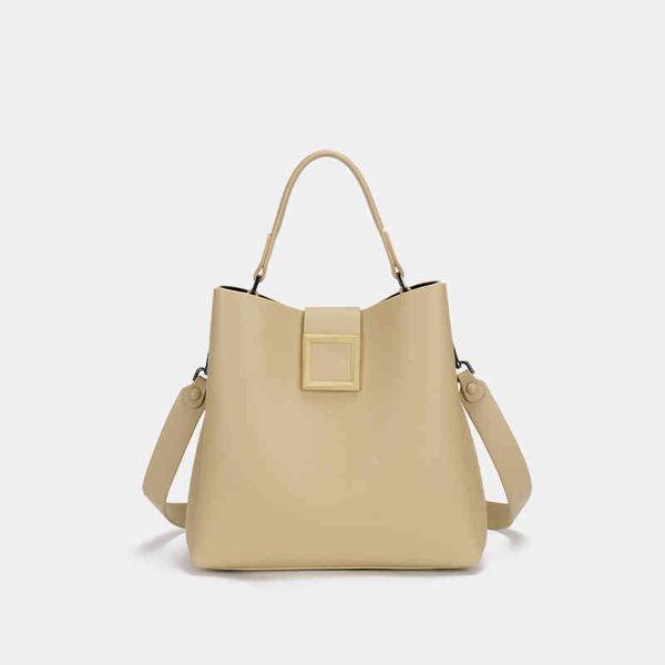 fashion women's new high-quality versatile bag luxury designer bucket diagonal straddle single shoulder advanced feeling solid color mo
fashion women's new high-quality versatile bag luxury designer bucket diagonal straddle single shoulder advanced feeling solid color mo