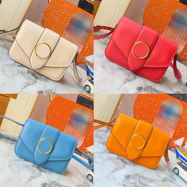 fashion luxurys shoulder bag tote women designers handbags by messenger bags letter decoration solid color square bags
fashion luxurys shoulder bag tote women designers handbags by messenger bags letter decoration solid color square bags
