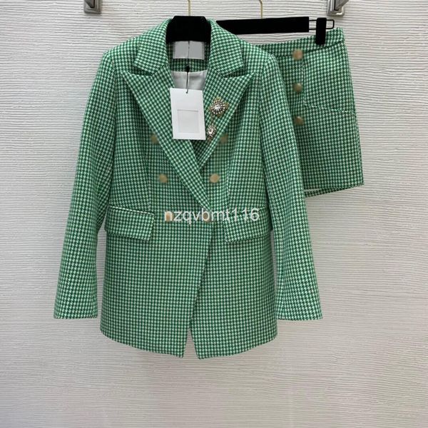 women's knits & tees style temperament metal button chain brooch decorative suit coat with symmetrical shorts two-piece, White
women's knits & tees style temperament metal button chain brooch decorative suit coat with symmetrical shorts two-piece, White
