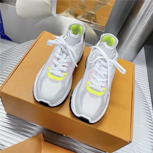 sneakers boots with mesh technology fabric are comfortable breathable casual thick soled running shoes, Black
sneakers boots with mesh technology fabric are comfortable breathable casual thick soled running shoes, Black