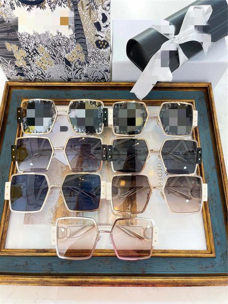 50% discount for factory direct salesnew d family high-quality net red large box the same type shows thin fashion sunglasses women, White;black
50% discount for factory direct salesnew d family high-quality net red large box the same type shows thin fashion sunglasses women, White;black