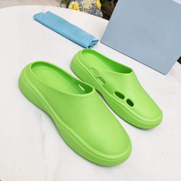 hollow design ladies slippers round toe flat bottom integrated slippers summer fashion casual slippers, Black
hollow design ladies slippers round toe flat bottom integrated slippers summer fashion casual slippers, Black
