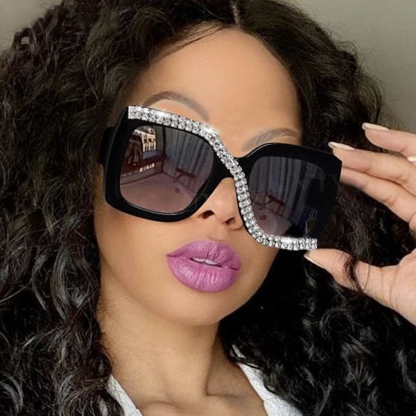 european and american retro diamonds sunglasses womens 2022 new to make round face thin-looked internet celebrity stylish large frame square, White;black
european and american retro diamonds sunglasses womens 2022 new to make round face thin-looked internet celebrity stylish large frame square, White;black