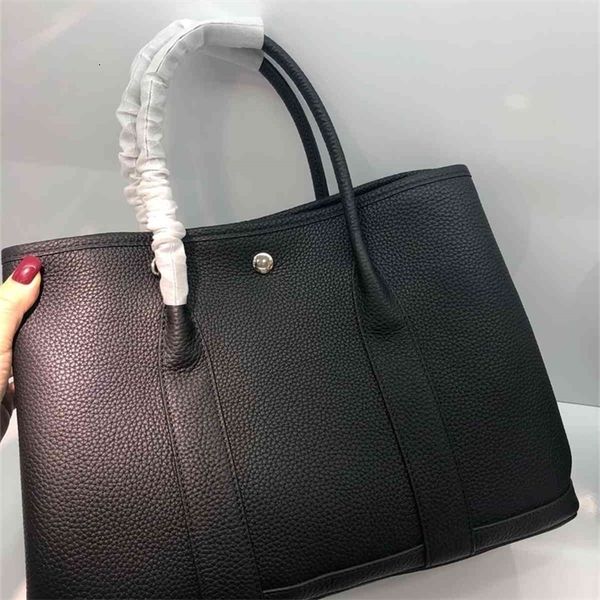 gbg hl 24cm 30cm fashion rare handbag with straps women soft genuine leather shoulder bags lady handbag factory
gbg hl 24cm 30cm fashion rare handbag with straps women soft genuine leather shoulder bags lady handbag factory