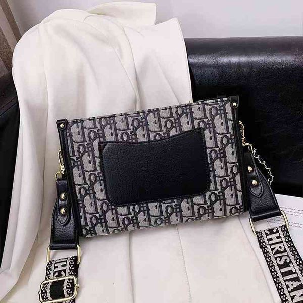 higheast quality bags for women new fashion trendy bags small canvas tote bag large capacity shoulder messenger chain
higheast quality bags for women new fashion trendy bags small canvas tote bag large capacity shoulder messenger chain