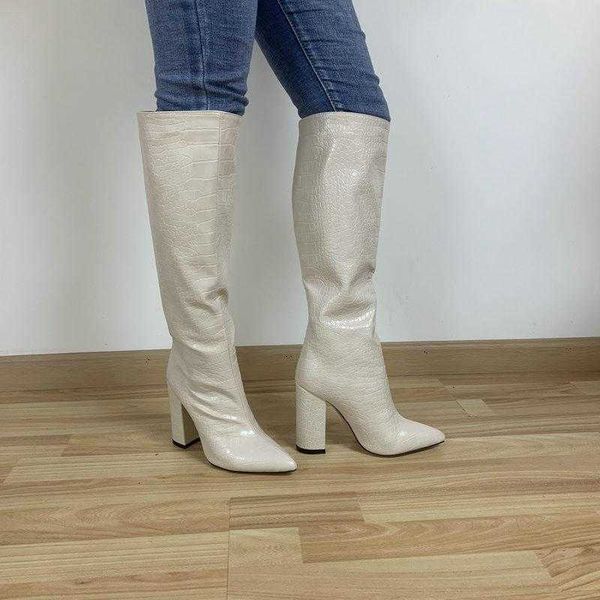 2021 autumn faux leather women knee high boots pointed toe boots women long chunky block high heel boots size 41 42 43, Black
2021 autumn faux leather women knee high boots pointed toe boots women long chunky block high heel boots size 41 42 43, Black