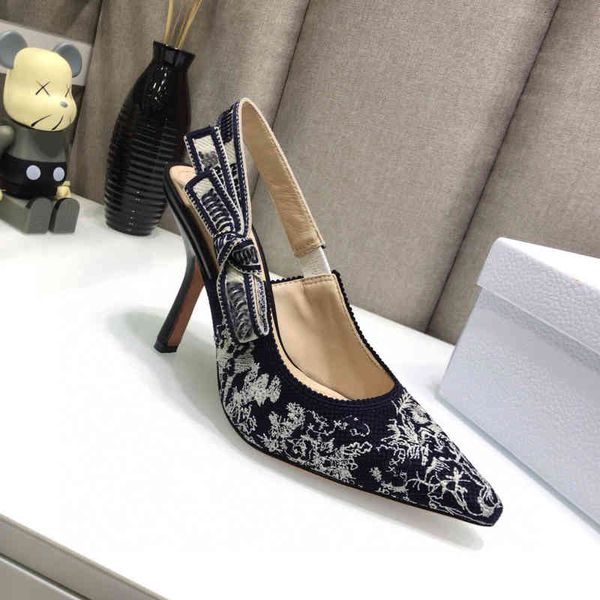 sandals fashion temperament bow pointed shallow mouth high heels with cat heel embroidery back empty sandals women, Black
sandals fashion temperament bow pointed shallow mouth high heels with cat heel embroidery back empty sandals women, Black