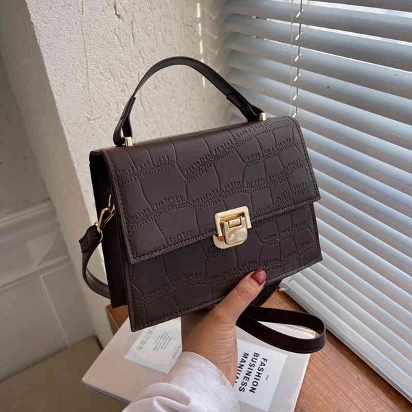 texture small square bag 2021 winter new crocodile lock women's fashion single shoulder messenger hand
texture small square bag 2021 winter new crocodile lock women's fashion single shoulder messenger hand