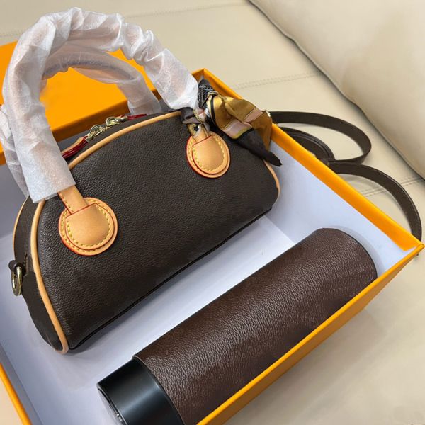 designer lady's totes hgh quality women shoulder bag luxury female clutch bag fashion girl's purse with box
designer lady's totes hgh quality women shoulder bag luxury female clutch bag fashion girl's purse with box