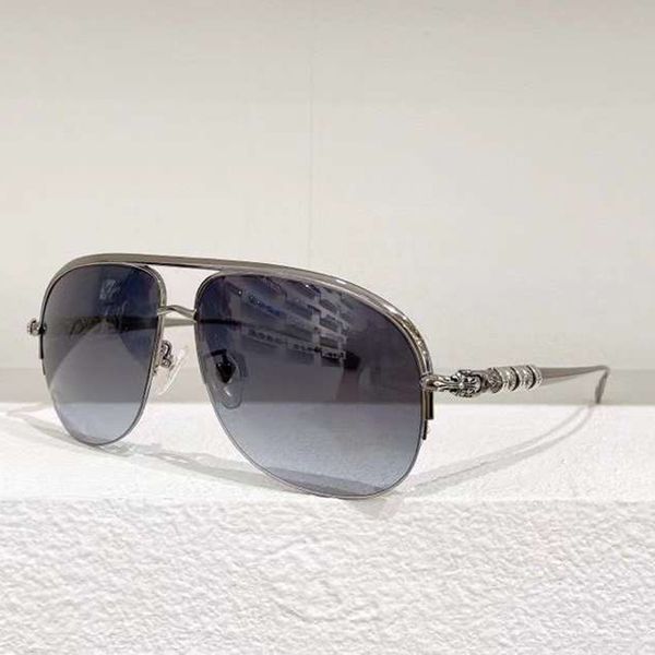 chrome vintage oversized sunglasses men brand designer classic retro big frame heart sun glasses male gradient driving oculos de sol, White;black
chrome vintage oversized sunglasses men brand designer classic retro big frame heart sun glasses male gradient driving oculos de sol, White;black