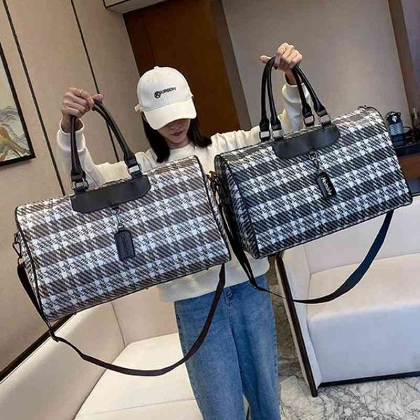 duffel bags striped wool cloth knit vintage large fashion durable weekend business luggage strap messenger bag travel bag 220614
duffel bags striped wool cloth knit vintage large fashion durable weekend business luggage strap messenger bag travel bag 220614