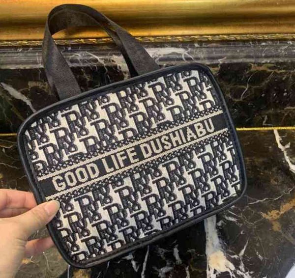 classic new fan letter large capacity cosmetic storage portable washing women's mommy lunch box bag handbags
classic new fan letter large capacity cosmetic storage portable washing women's mommy lunch box bag handbags