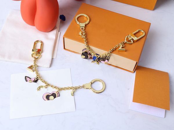 designer brand keychain luxury designers key chain men car keyring women buckle keychains bag pendant exquisite gift with box dustbags, Silver
designer brand keychain luxury designers key chain men car keyring women buckle keychains bag pendant exquisite gift with box dustbags, Silver