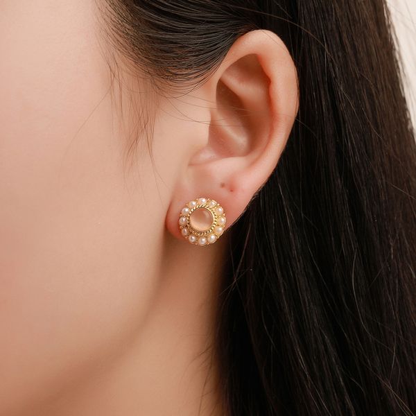 women round opal stud earrings french sweet circle ring pearl ear nail party dress wearing alloy flower earring studs european jewelry acces, Golden;silver
women round opal stud earrings french sweet circle ring pearl ear nail party dress wearing alloy flower earring studs european jewelry acces, Golden;silver