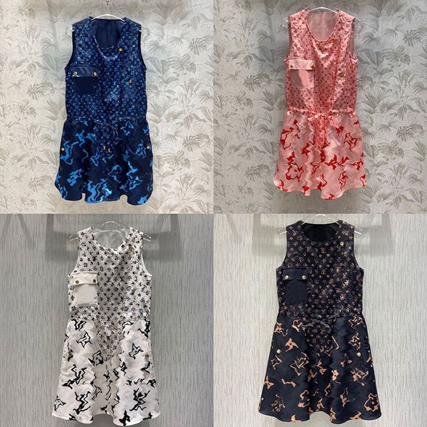 2022 runway designer 4 color new summer pocket sleeveless lady dress women print elegant midi party dresses, Black;gray
2022 runway designer 4 color new summer pocket sleeveless lady dress women print elegant midi party dresses, Black;gray