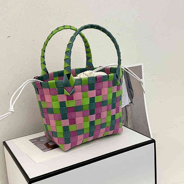 exotic vegetable basket hand woven tote bag 2022 fashion splicing summer simple straw temperament women's
exotic vegetable basket hand woven tote bag 2022 fashion splicing summer simple straw temperament women's