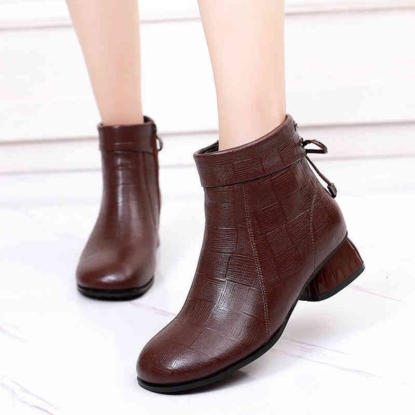 slippers leather thick heel short boots women middle-aged mother cotton shoes winter plush square head middle soft soled martin zkmt, Black