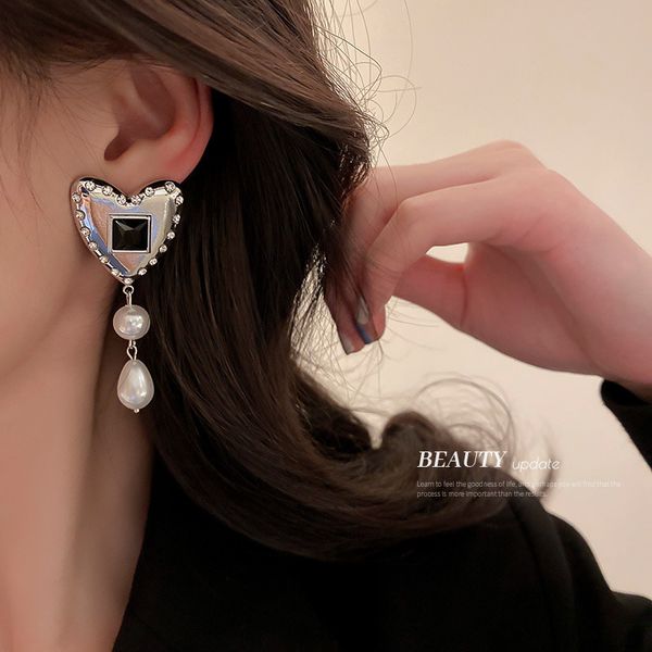 silver stud rhinestone-encrusted pearl water drop flower leaf earrings ins niche design earrings elegant internet popular eardrop women, Golden
silver stud rhinestone-encrusted pearl water drop flower leaf earrings ins niche design earrings elegant internet popular eardrop women, Golden