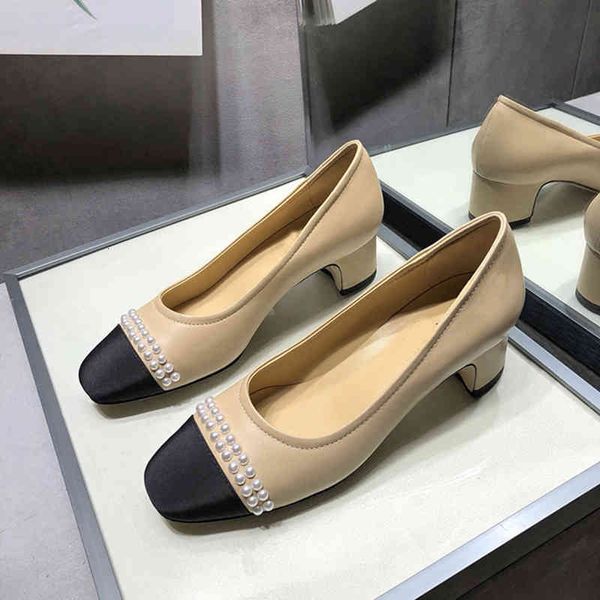 dress shoes style thick heel square head small single shoes middle women's shallow mouth pearl cowhide casual, Black
dress shoes style thick heel square head small single shoes middle women's shallow mouth pearl cowhide casual, Black